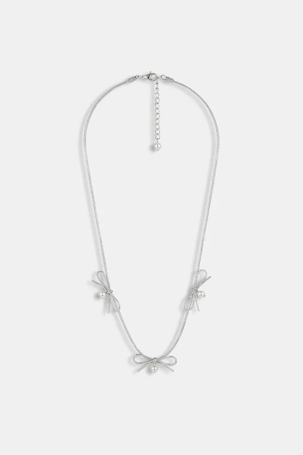 Choker Noeud Élégant – Bijou de Mode Urbain Versatile
