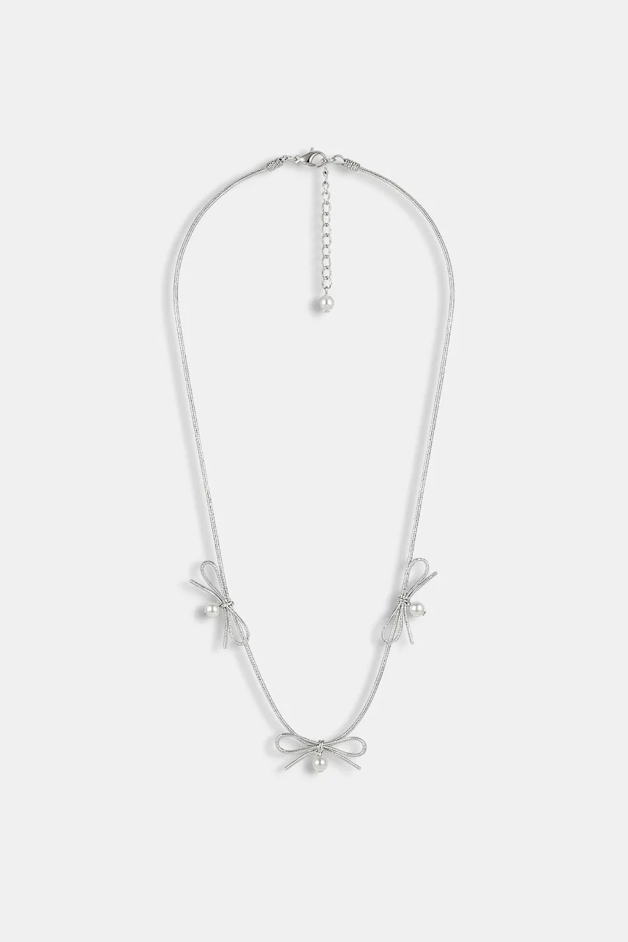 Choker Noeud Élégant – Bijou de Mode Urbain Versatile