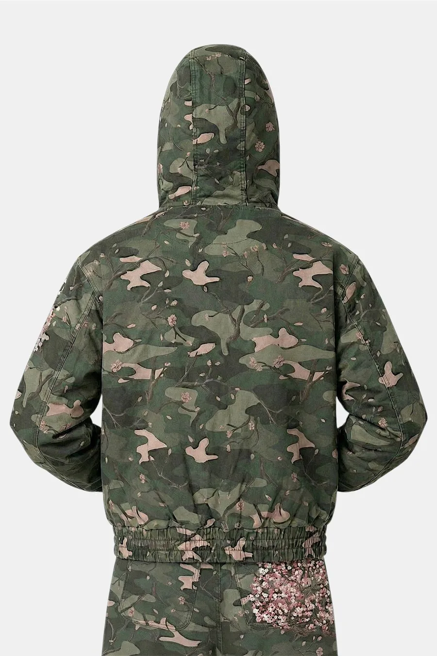Sweat camouflage brodé : Revivez le style Y2K urbain avec élégance - 4